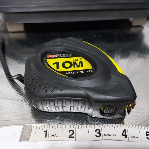 Pro Touch 10 Meter Measurement Tape Black Yellow Tape Measure - Picture 6 of 7